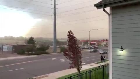 US: Dust Storm Sweeps Denver Area in Colorado - Spectee